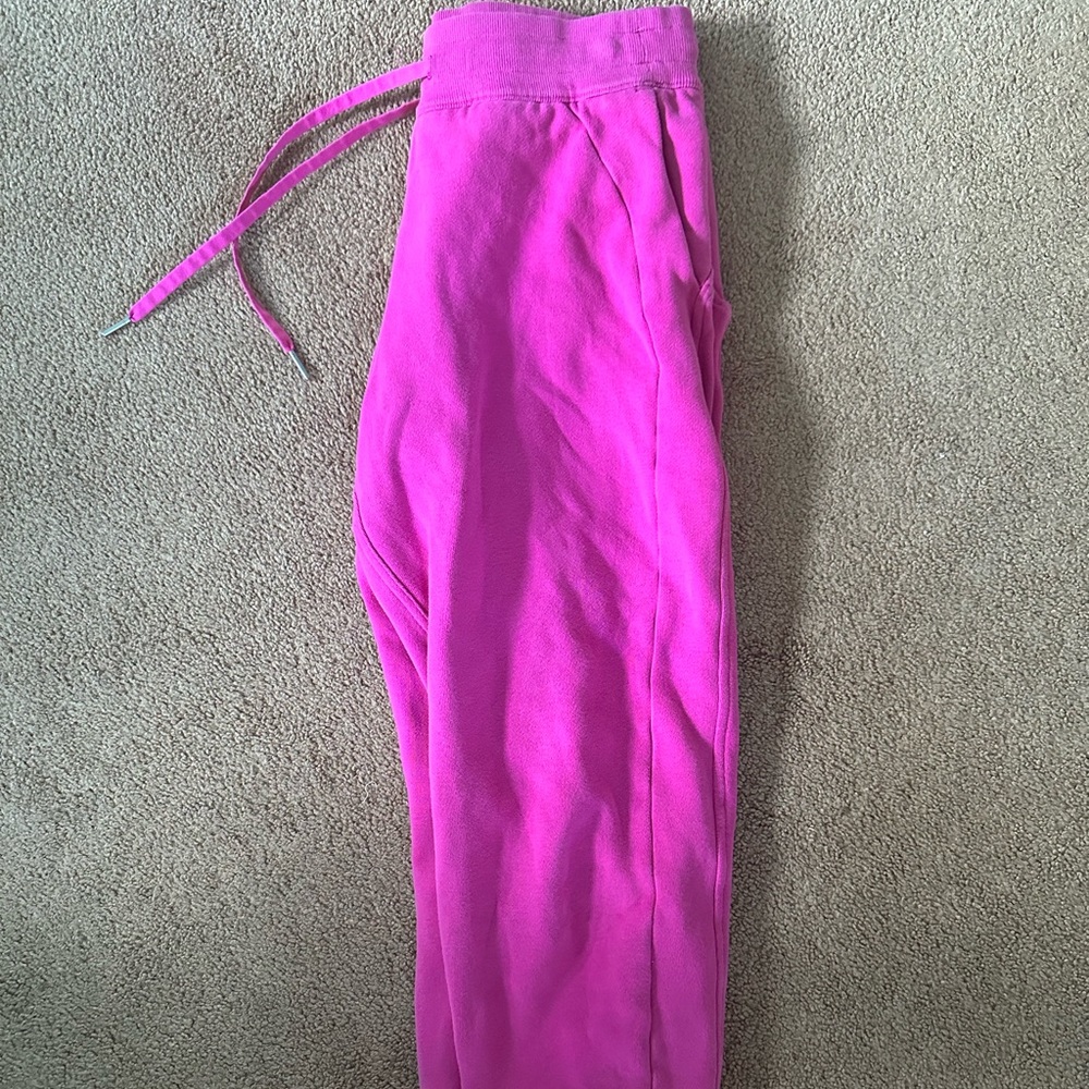 Scuba High Rise Cropped Jogger, matching zip up available in closet